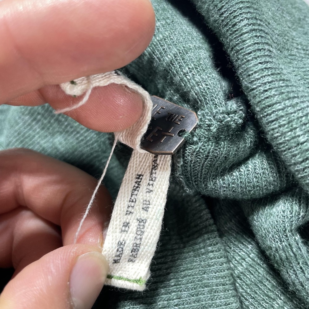 We The Free Shirt Womens XL Green Turtleneck Hi Low Slit Hem Tunic Knit - Picture 7 of 13